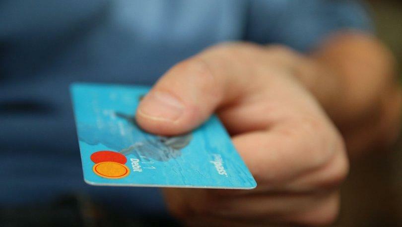 Comment faire une demande de remboursement des frais de carte de crédit