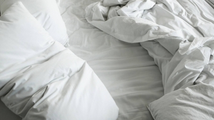 À quelle fréquence les draps et la literie doivent-ils être changés? Comment laver la taie d'oreiller? 