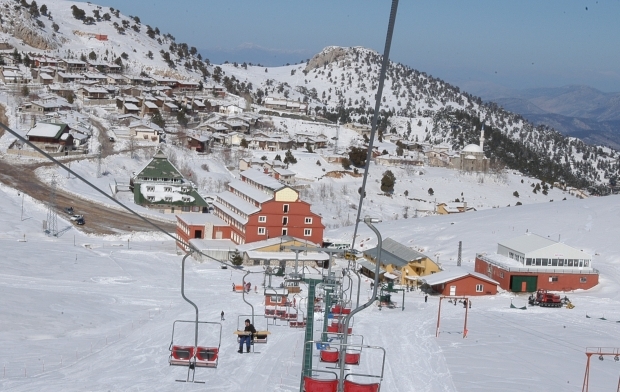 Comment se rendre au centre de ski d'Antalya Saklıkent?