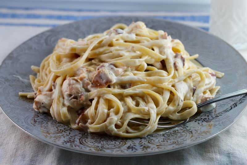 Comment faire des pâtes à l'italienne? Conseils pour préparer des spaghettis carbonara