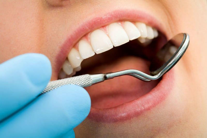 Qu'est-ce que le traitement des maux de dents? Comment est un mal de dents?