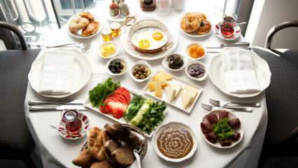 Que faire après le Ramadan? Doit prendre le petit déjeuner pour le matin de la fête