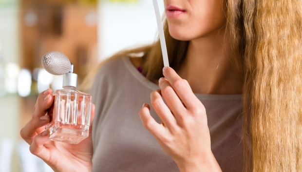 Comment comprendre le faux parfum? Quels sont les dégâts des faux parfums?