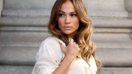 Le coiffeur turc a attiré l'attention de Jennifer Lopez!