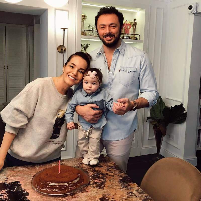 Bengü a fait un partage vidéo avec sa fille pour la première fois pour célébrer son nouvel âge!