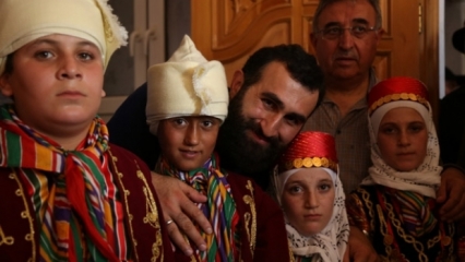 Abdurrahman Alp de Resurrection Ertuğrul est allé en Syrie