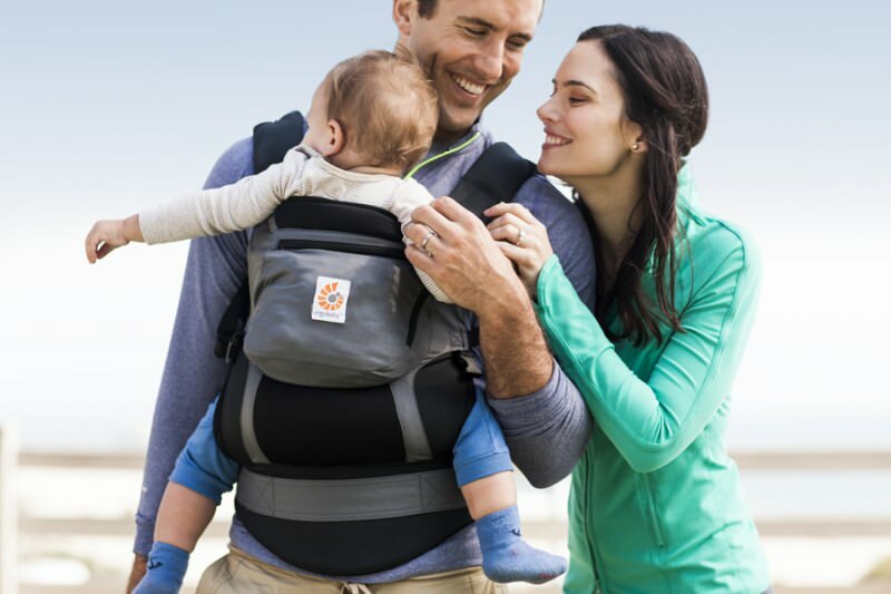 Quel âge a le kangourou utilisé chez les bébés? Utilisation de kangourous chez les garçons et les filles