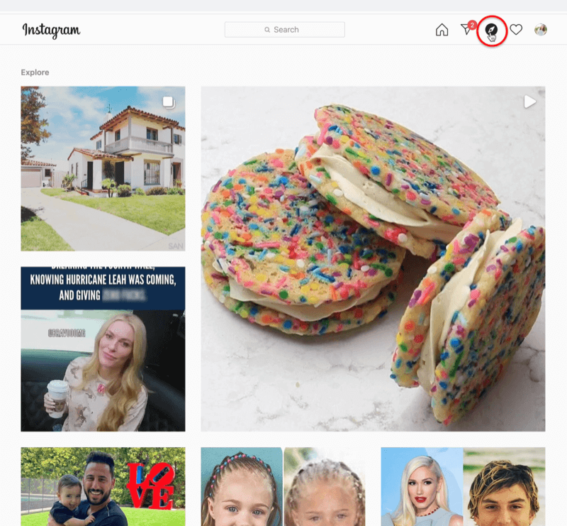 Capture d'écran d'instagram avec l'icône de flux d'exploration de la boussole en surbrillance et plusieurs publications instagram échantillonnées
