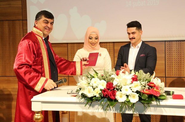 50 couples à Şehitkamil ont dit «oui» au bonheur