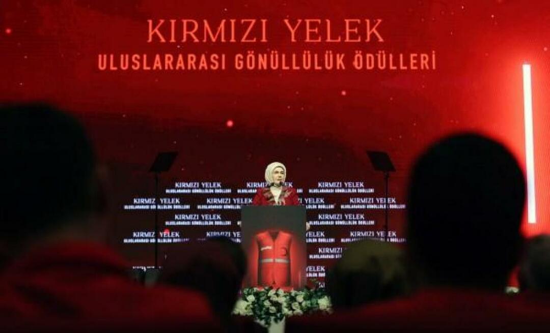 Emine Erdoğan a parlé de la « cérémonie de remise des prix internationaux du gilet rouge pour le bénévolat » de Kızılay