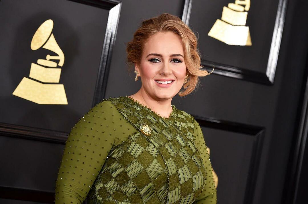 La chanteuse Adele a dépensé 9 millions de lires pour protéger sa voix !