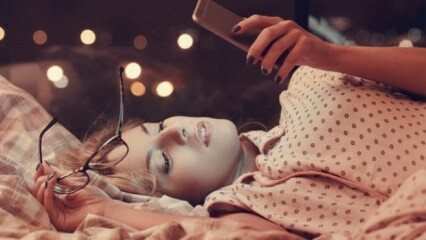 Quelles sont les causes de l'utilisation d'un téléphone avant de s'endormir?