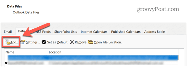 Outlook ajouter un fichier de données
