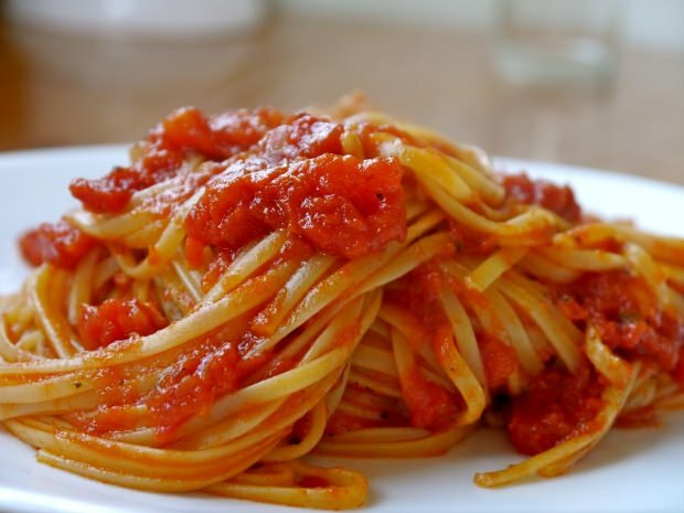Comment faire des pâtes avec de la pâte de tomate? Quel est le truc?