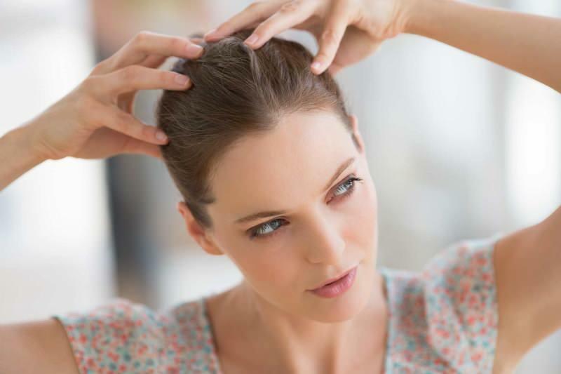 Qu'est-ce que le massage capillaire et à quoi sert le massage capillaire? Conseils pour masser les cheveux