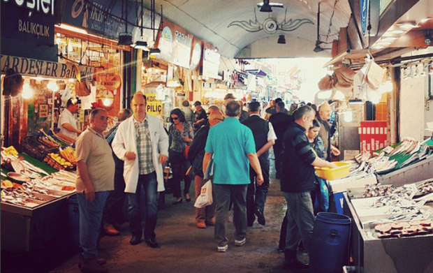 Bazar des pêcheurs d'Üsküdar