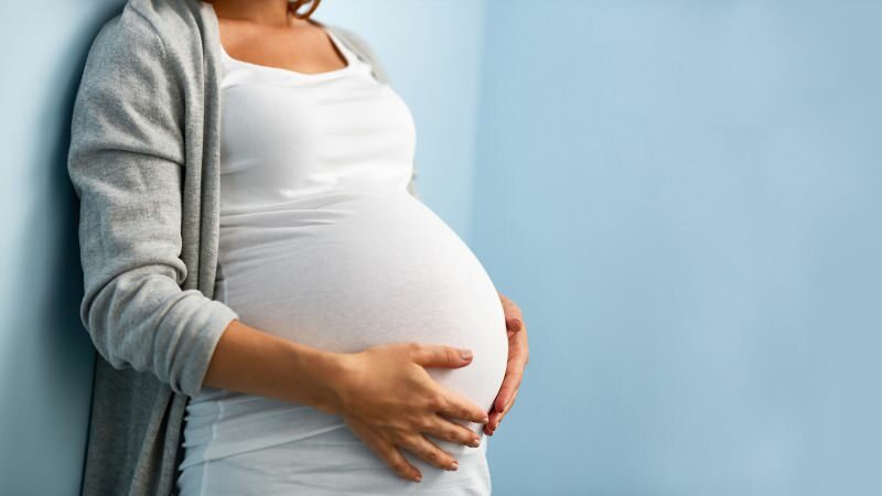Mouvements inappropriés pour les femmes enceintes! Interdictions de grossesse substance matière