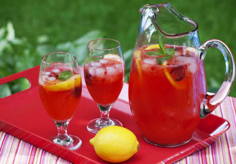 Comment préparer la limonade à la fraise la plus simple? Conseils de limonade à la fraise