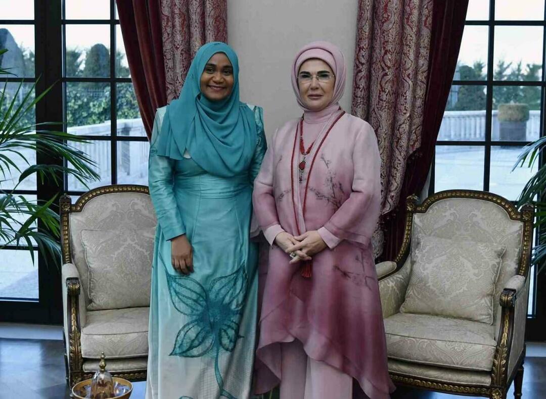 La Première Dame Erdoğan a rencontré Sajidha Mohamed, épouse du président des Maldives Muizzu