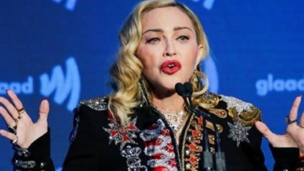 Madonna a ignoré les avertissements! Agité le drapeau palestinien!