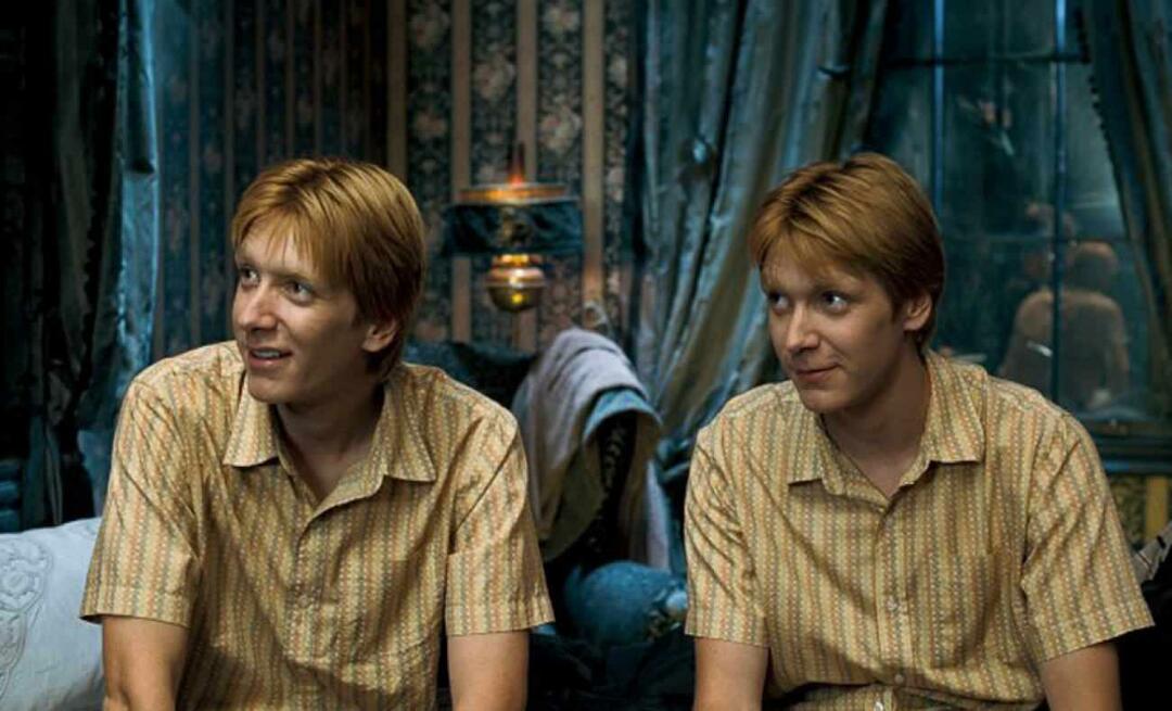 Les jumeaux Harry Potter James et Oliver Phelps sont en Turquie! Ils ont fait de la poterie et sont allés au bain