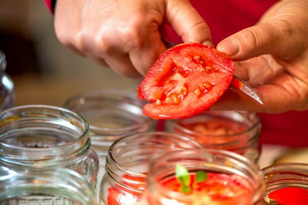 Comment faire de la tomate en conserve
