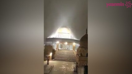 La neige qui tombe à Jérusalem étonné