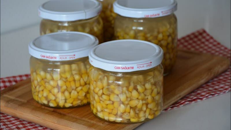 Comment faire du maïs bouilli en conserve à la maison? La recette de maïs en conserve la plus simple
