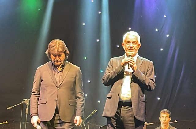 Ahmet Şafak a quitté son concert à mi-chemin en raison de l'explosion de Bartın.