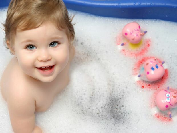 comment choisir le shampoing pour bébé? Recommandations de shampooing pour bébé