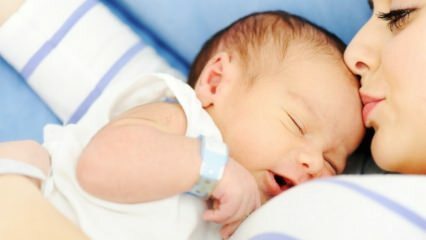 Quelle devrait être la fréquence et la durée de l'allaitement? Période d'allaitement du nouveau-né ...