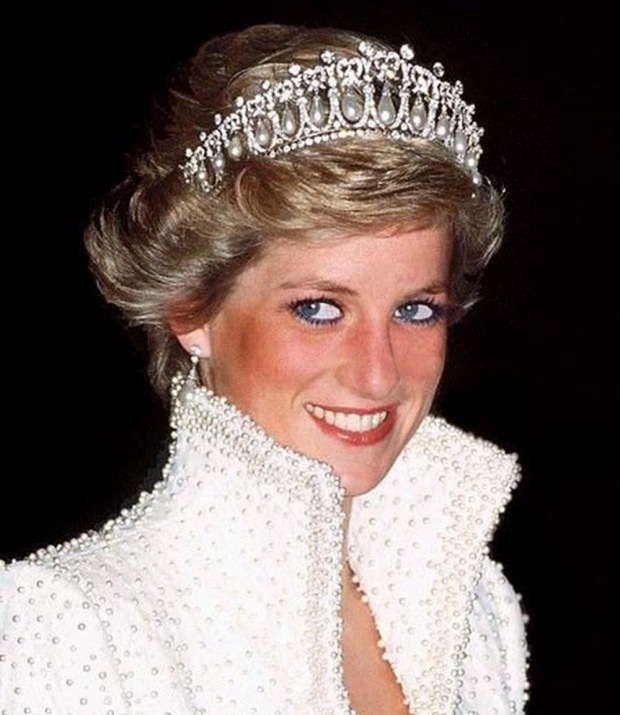 Kate Middleton portait la couronne de la princesse Diana