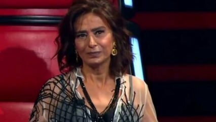 Partager Sainte-Sophie de Yıldız Tilbe: qu'Allah ne laisse pas notre nation et notre nation