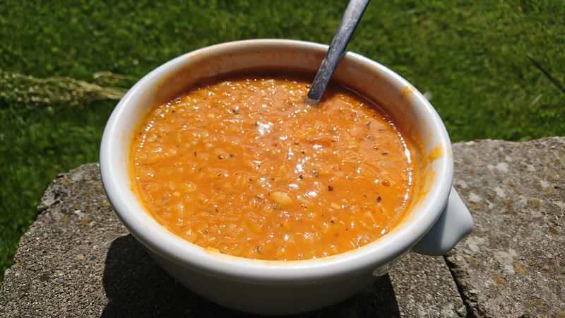 Comment préparer la soupe à l'ézogéline la plus simple? Conseils de soupe Ezogelin