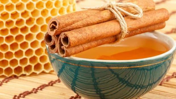 Affaiblit-il en mangeant du miel et de la cannelle? Un excellent remède pour perdre du poids!