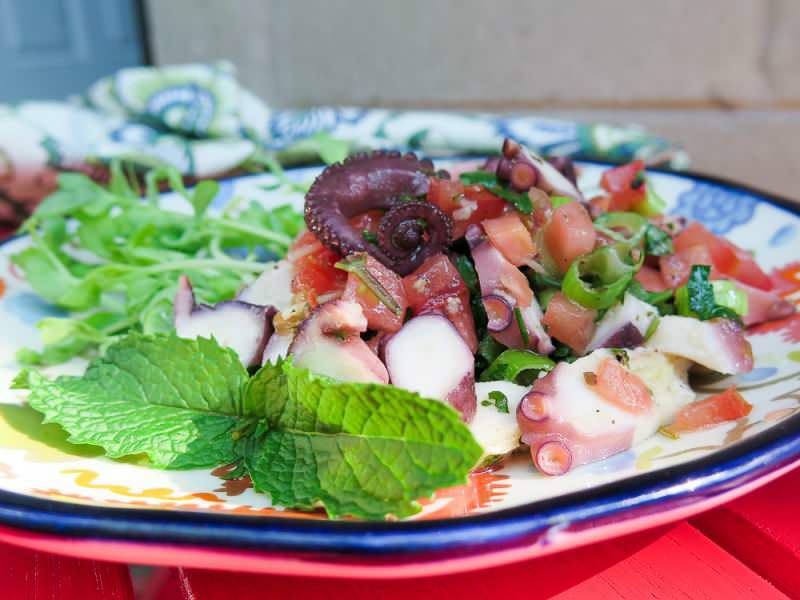 Comment faire une salade de poulpe aux olives broyées? La salade de poulpe la plus simple aux olives broyées ...