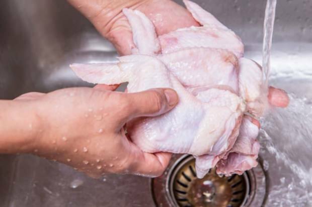 Comment nettoyer le poulet?