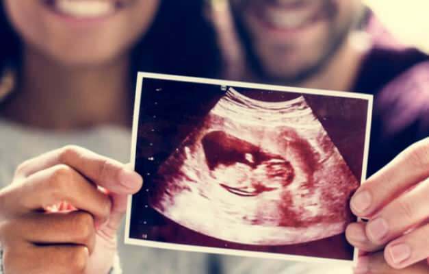 Le sexe du bébé change-t-il? Combien de semaines après l'illusion de genre pendant la grossesse?