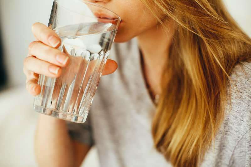 L'eau potable vous fera-t-elle perdre du poids? Quand boire de l'eau? Mincir avec de l'eau