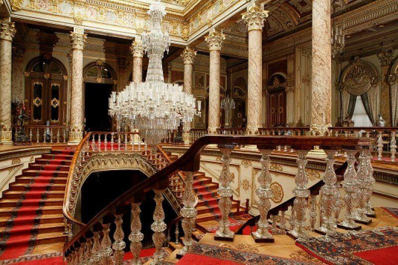 Scènes du palais de Dolmabahçe
