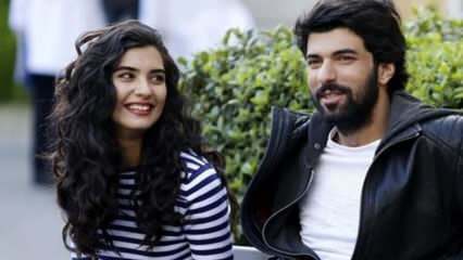 L'acteur Tuba Büyüküstün et Engin Akyürek sont à nouveau réunis! Qui est Tuba Büyüküstün?