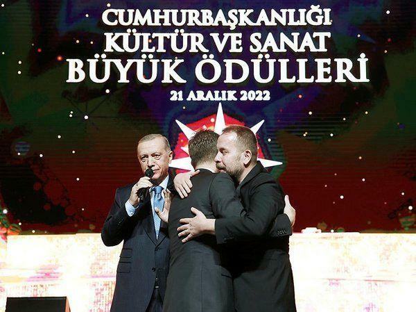 Le président Erdogan a réconcilié les frères Akkor