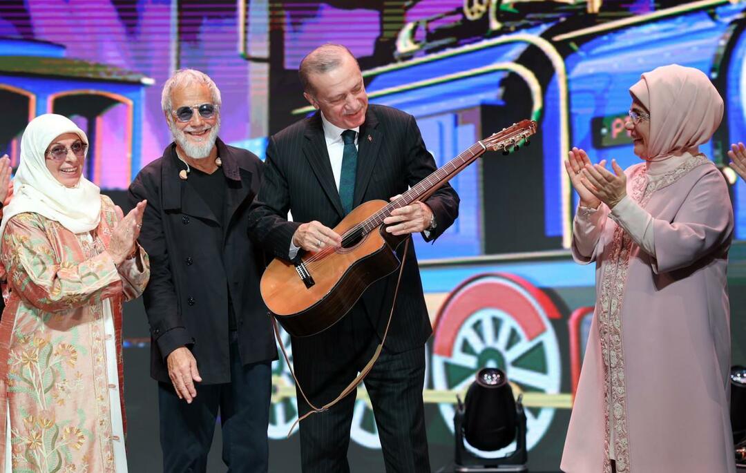 Yusuf Islam a offert sa guitare au président Erdogan