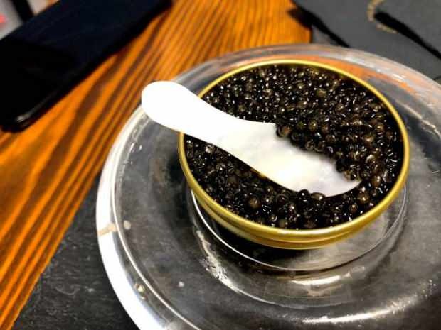 Comment retirer le caviar de poisson