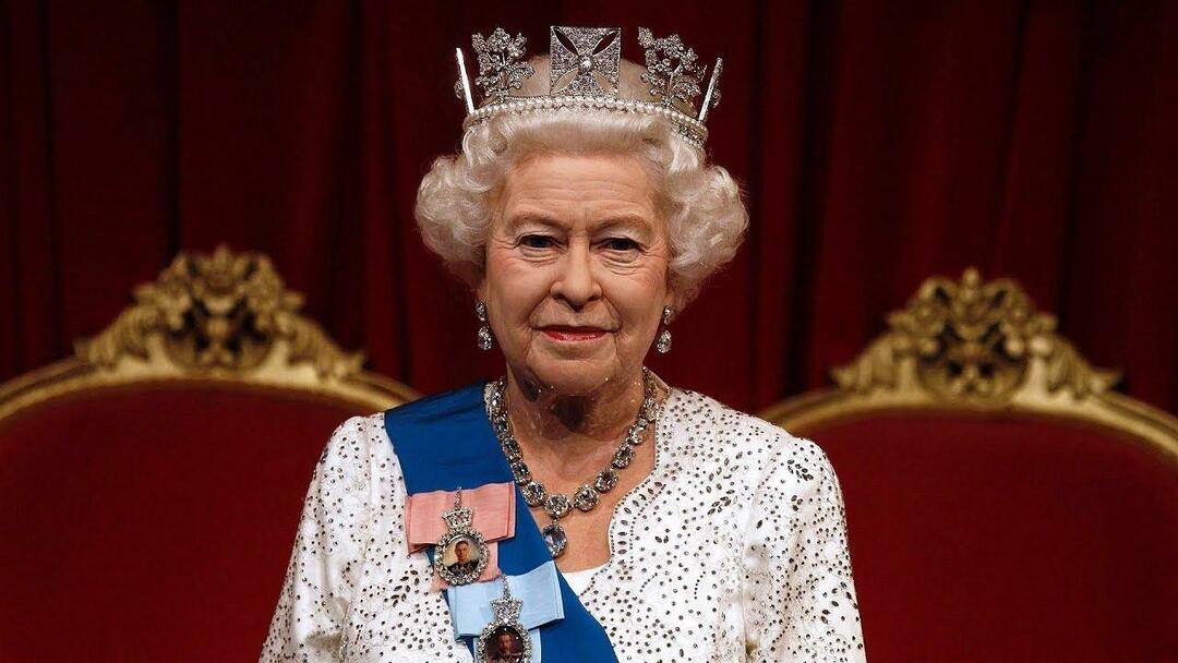 Reine d'Angleterre II. Elisabeth