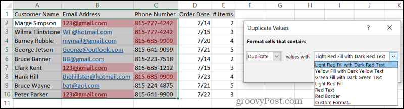 Sélectionnez la mise en forme pour les doublons dans Excel