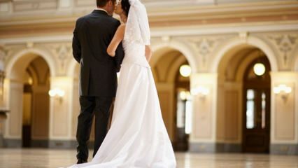 Conseils pour les couples nouvellement mariés achetant des produits blancs