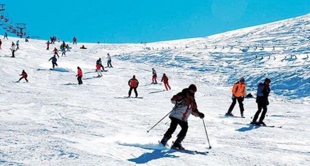 Centre de ski Yıldız Mountain / Sivas