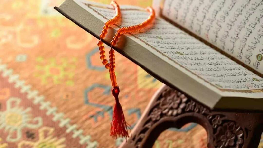 Les femmes menstruées et post-partum peuvent-elles toucher le Coran ?