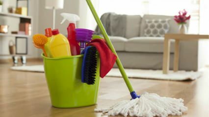 Le coin inférieur est le nettoyage de vacances le plus facile! Comment nettoyer les vacances à la maison?